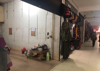 (出租) 店面在北郊集贸市场里面，周边的店铺经营服装鞋包类。