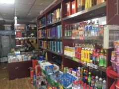 湖滨南路大酒店正对面水果店招租，主干道上人流量大