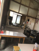 (出租) 本店在位于凯旋大厦对面的村庄客流量于人群特别大