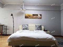 张店国贸大厦C座精装修主题公寓对外转让，客源稳定