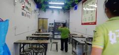 南昌十二中斜对面小区门口沿街早餐店转让，人流量大