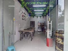南昌十二中斜对面小区门口沿街早餐店转让，人流量大