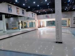 博山园丁小区四号楼对面二楼商铺出租，多行业可做