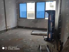 贸易广场批发中心位置临街商铺招租  超大面积 低租金