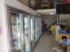 贸易广场出入路口闹市街旁临街商铺转让