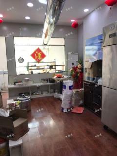 明清街新装修包子店带设备转让，可空转，客源稳定