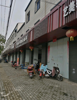 (出租) 临街商铺可做仓库之地，地方大且方便进出。价格便宜