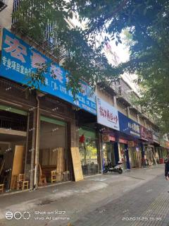 章贡区华鑫路杨梅新村临街商铺转让