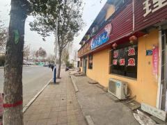 临淄牛山路与西过境路路口沿街商铺出租，成熟餐饮圈包围