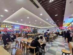 铝城购物中心3楼美食档口转让，消费人群集中，可空转
