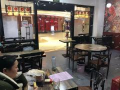莲塘玺悦城4楼扶梯口5年老店转让，日营业额3000