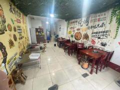 张店三赢路烧烤店带设备转让，消费人流集中，可空转