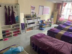 张店明清街沿街二楼美容店带顾客转让，设备齐全