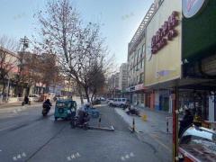 张店富丽商场西门对过沿街熟食店对外转让，租金低