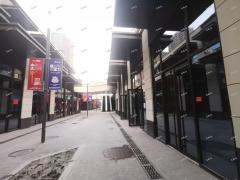 富力万达广场金街一楼旺铺出租，位置优越，手慢则无