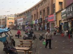 江西应用科技学院美食街店铺转让，可空转无行业限制