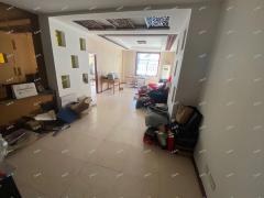 明清街沿街商铺整体转让，租金超值，可空转，无行业限制