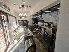 周村青年路新装修品牌咖啡馆带租转让，月入过万可空转