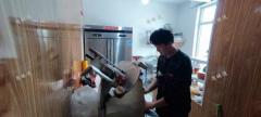 淄川师专大学商业街精装修火锅店转让，免租一年