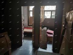 张店步行街北段成熟商圈旺铺出租，周边业态成熟，可做多行业