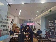 西湖区永叔路手机批发市场旁餐饮店转让，周边无竞争