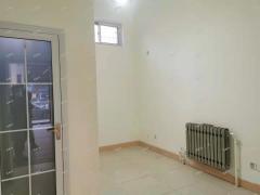 周村新建东路精装修商铺出租，租金便宜，可做轻餐饮