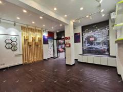 周村新建东路精装修商铺出租，租金便宜，可做轻餐饮