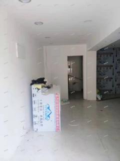 中联商城文清路临街两层双门面店铺招租