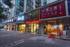 莲塘梦里水乡西门出入口位置店面转让，接受空转
