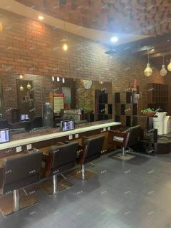 明清街精装修店铺出租，成熟商圈内，消费能力强