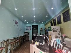 理工大东校南门旺铺出租，紧邻学校，门面沿街，商圈成熟