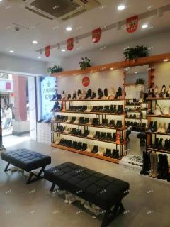 章贡区红旗大道中联商城1号店铺56㎡转让可空转