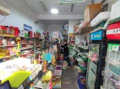 张店盛世名苑小区内独一家超市转让，日营业额2千加