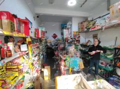 张店盛世名苑小区内独一家超市转让，日营业额2千加