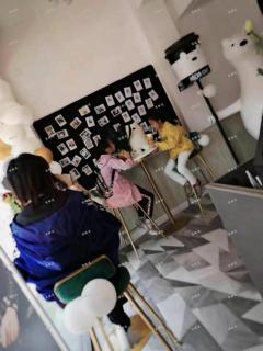 周村青年路新装修品牌咖啡馆带租转让，月入过万可空转