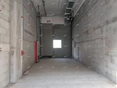 张店万达金街沿街商铺首次出租，带窗户户型好！
