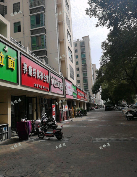(转让) 店面坐落于梦里水乡西门，临街商铺，门口人流量大，有停车位！