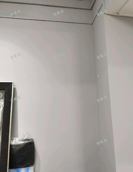 (转让) 高档小区里面商铺转让，适合做教育培训，办公室，士多店，等等。