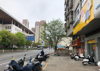 (转让) 店面位于章贡区钨都大道、对面就是市民中心、人流量大