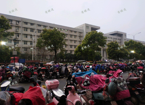 (转让) 小区门口500平生鲜超市转让