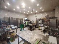 万象汇旁17年餐饮店转让，客源稳定日营业额6000