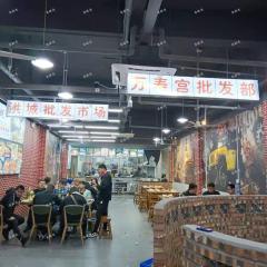 莲西路沿街精装修夜宵店转让，位置显眼人气旺