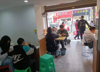 (转让) 观音桥超大人流带天燃气面馆转让，背靠学校医院，临街，