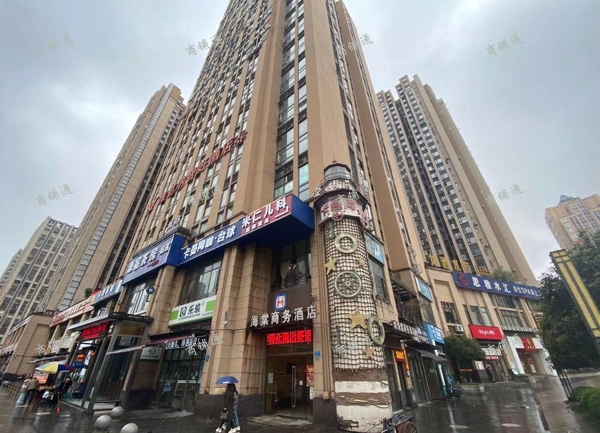 (转让) 弹子石蓝光COCO盈利网吧台球低价转让可空转