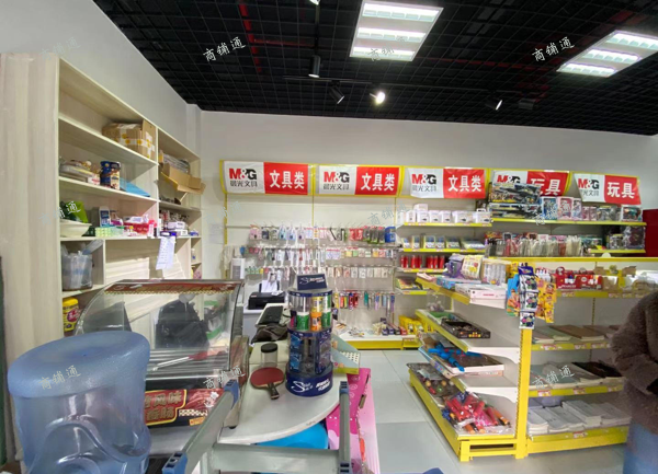 (转让) 小学正门口门面，做文具，小吃很合适