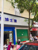 (出租) 原来是做窗帘店，所以窗帘店的装修完好保留着，直接挂布料即可