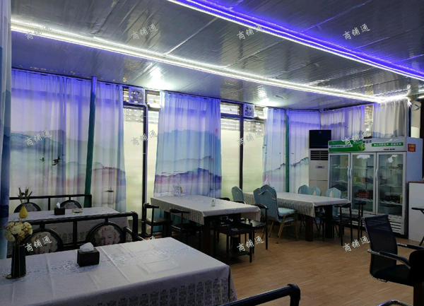 (转让) 巴国城商业街正中心位置，适合餐馆，茶餐厅。