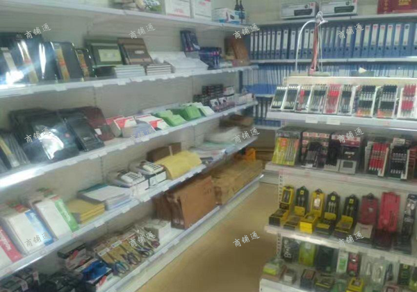 (转让) 转让货架办公用品手机贴膜全套配件