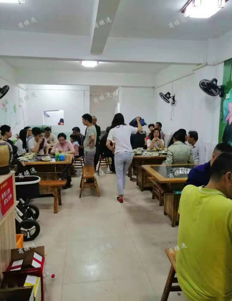 (转让) 超大社区临街商铺，租金低，人流量稳定，