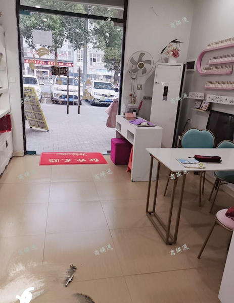 (转让) 转让客源仪器店里物品一起转接手直接营业